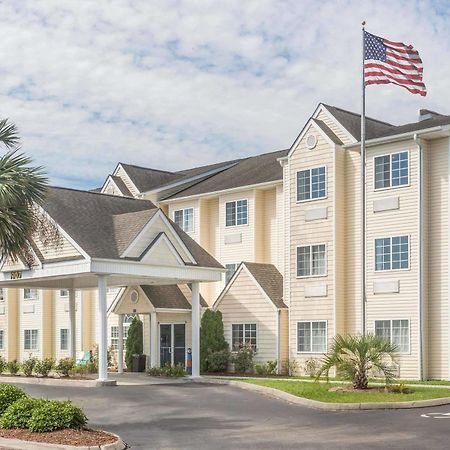 Microtel Inn & Suites By Wyndham Carolina Beach Bagian luar foto