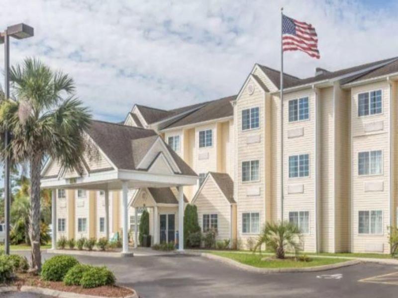 Microtel Inn & Suites By Wyndham Carolina Beach Bagian luar foto